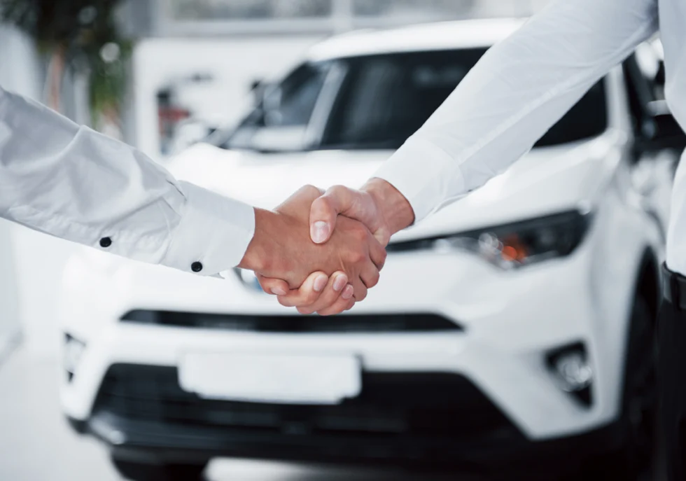 image de main qui se sere,